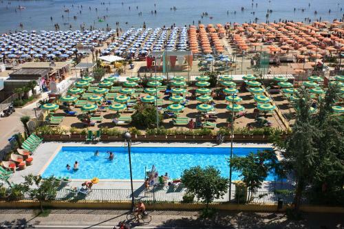 Hotel Holiday Park