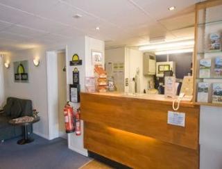 Hotel Days Inn Bridgend Cardiff M4