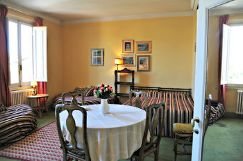 Palazzo Aria Della Ripa Luxury Suites - B&B