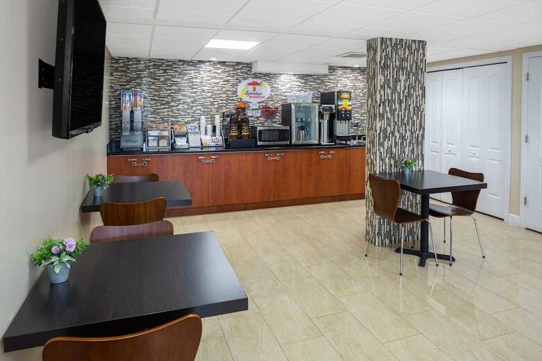 Hotel Super 8 Motel Bradenton