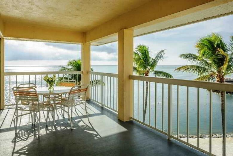 Hotel Pelican Cove Resort Marina