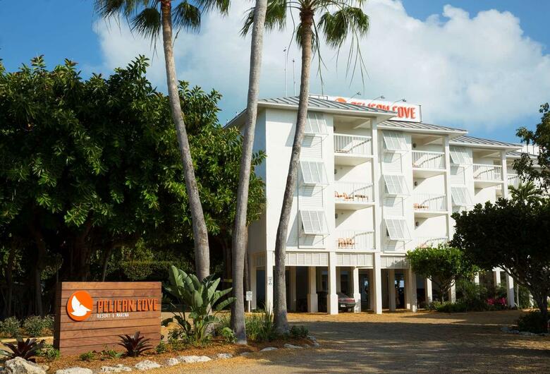 Hotel Pelican Cove Resort Marina