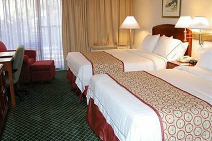 Hotel Courtyard By Marriott Key West Waterfront
