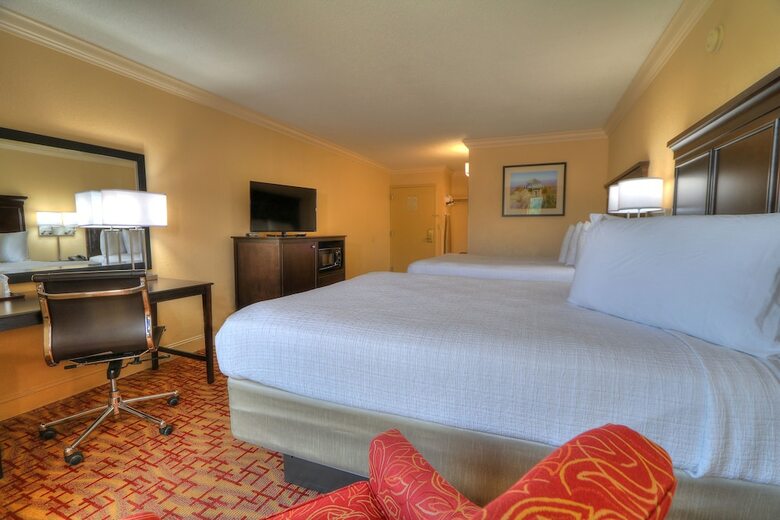 Edgewater Hotel