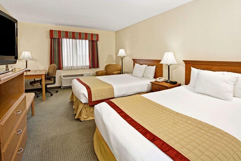 Hotel Baymont Inn And Suites Indianapolis