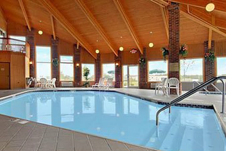Hotel Baymont Inn And Suites Indianapolis