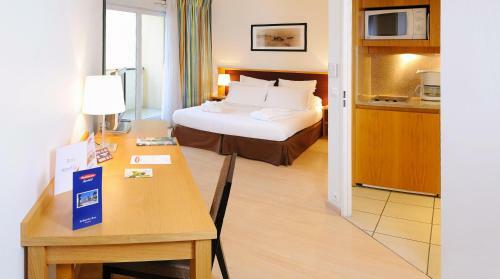 Aparthotel Residhome Paris-massy