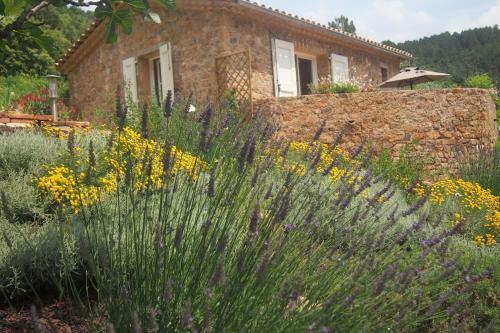 Hotel H�tel Restaurant Le Pradinas