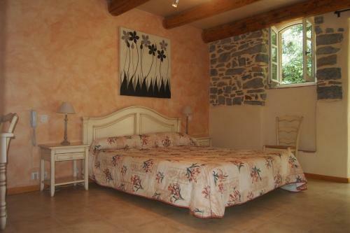 Hotel H�tel Restaurant Le Pradinas