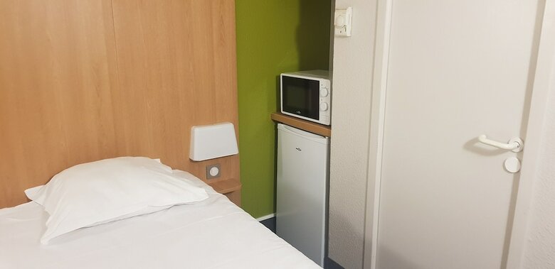 Hotel Kyriad Direct Poitiers - Gare Du Futuroscope