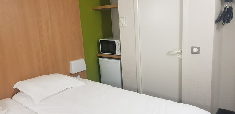 Hotel Kyriad Direct Poitiers - Gare Du Futuroscope