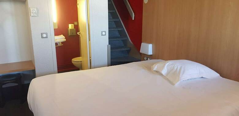 Hotel Kyriad Direct Poitiers - Gare Du Futuroscope