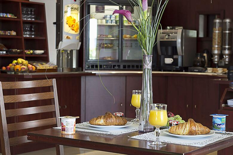 Hotel Kyriad Bordeaux Lormont