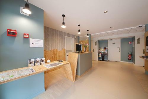 Brit Hotel Essentiel Arverne - Clermont-ferrand Sud