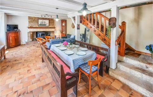 Holiday Home St Thamec M-707