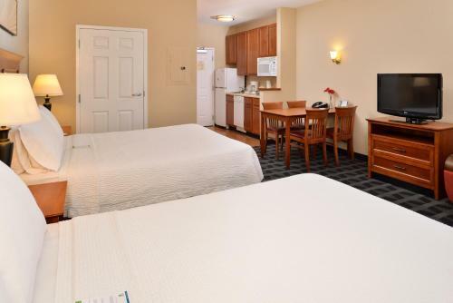 Hotel Towneplace Suites By Marriott Cal Expo