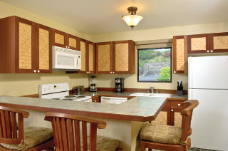 Hotel Kona Hawaiian Resort