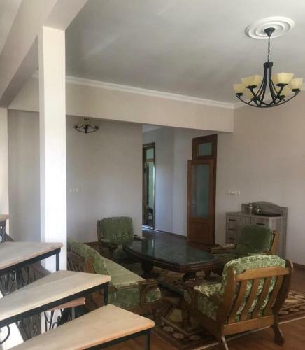 Hostal 15 Kviparosi Guest House