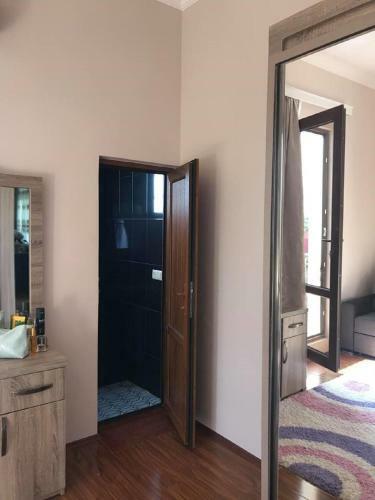 Hostal 15 Kviparosi Guest House