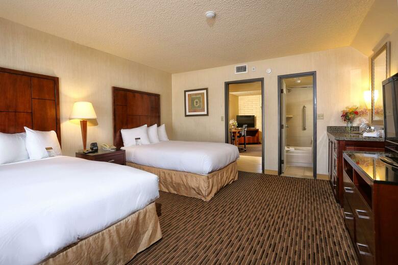 Hotel Doubletree Suites By Hilton Tucson Airport