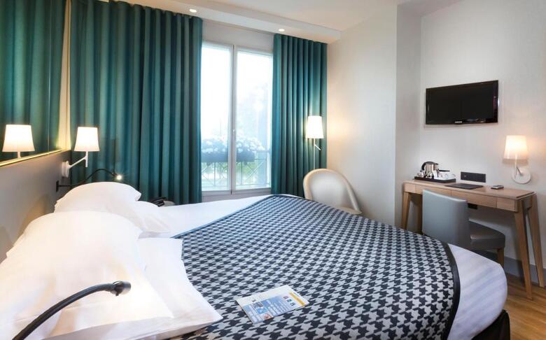 Quality Hotel Acanthe - Boulogne Billancourt