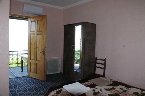 Bed & Breakfast Guest House Shota