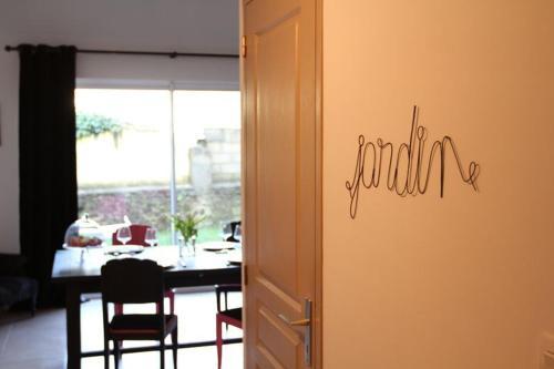 Au Gr� Des Evenements
