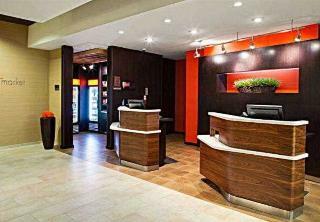 Holiday Inn Hotel & Suites London