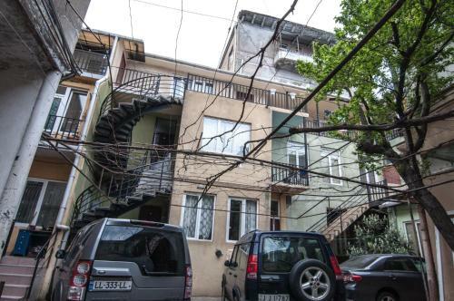 Sopo's Motley Apartment