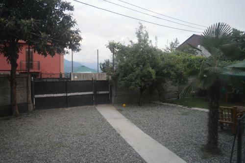 Hostal Shalva Apartment