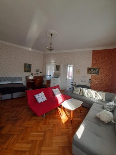 Apartment On Sultnishani In Old Tbilisi