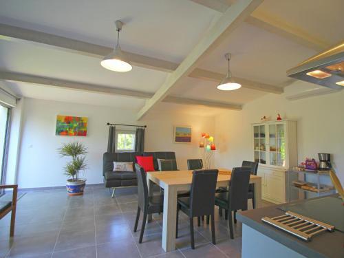 Holiday Home Les Platanes