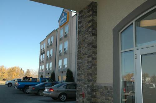 Hotel Lakeview Inns & Suites - Fort Saskatchewan