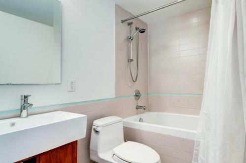Palais-des-congr�s Furnished Apartments