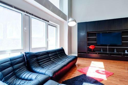 Palais-des-congr�s Furnished Apartments