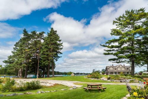 Hotel Rawley Resort, Spa & Marina