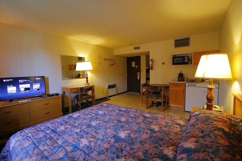Hotel Fort St. John Motor Inn