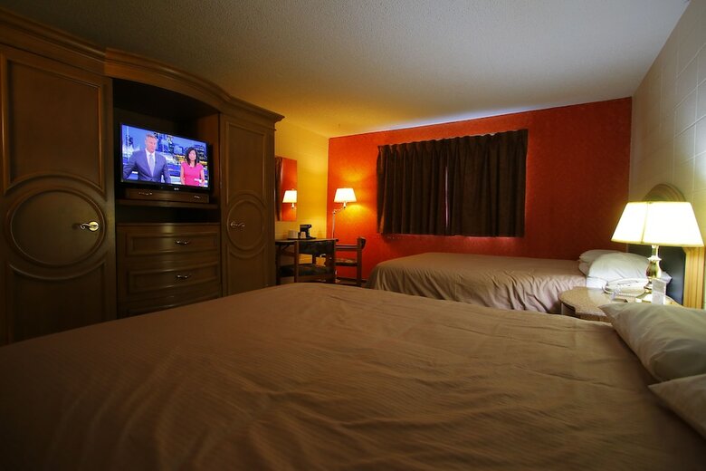 Hotel Fort St. John Motor Inn