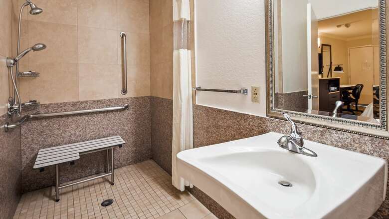Hotel Best Western Orange County Airport North