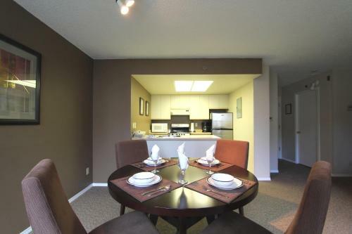 Apartamentos Accommodations By Whistler Retreats