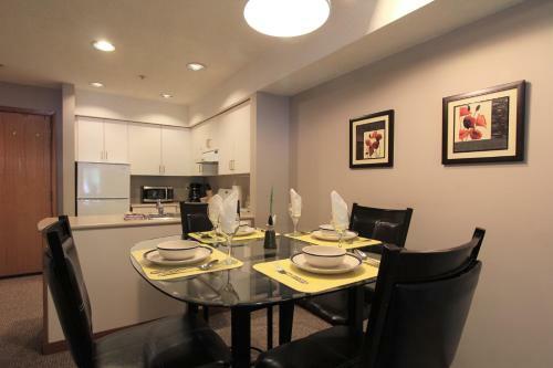 Apartamentos Accommodations By Whistler Retreats