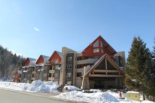 Apartamentos Accommodations By Whistler Retreats