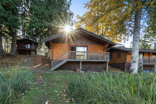 Hotel Cusheon Lake Resort