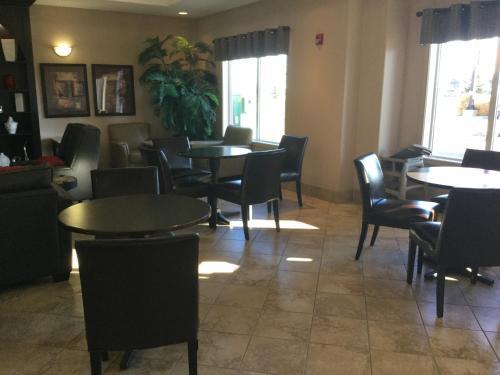 Hotel Ramada By Wyndham Brooks