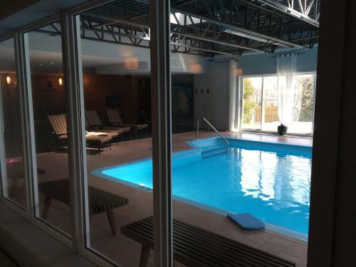 Aparthotel Condos H�tel Val-des-neiges - Le C�leste