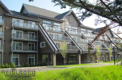 Aparthotel Condos H�tel Val-des-neiges - Le C�leste