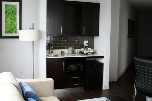 Hotel The Hollis Halifax - A Doubletree Suites By Hilton
