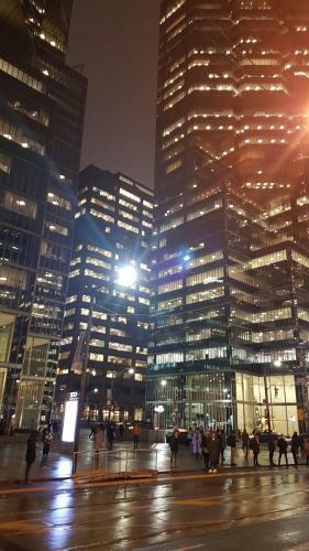 Apartamento Toronto Luxury Accommodations - University Plaza