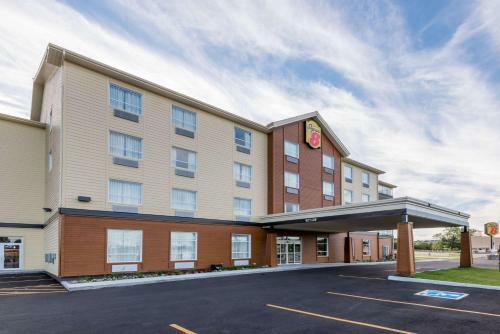Hotel Super 8 Mont Laurier