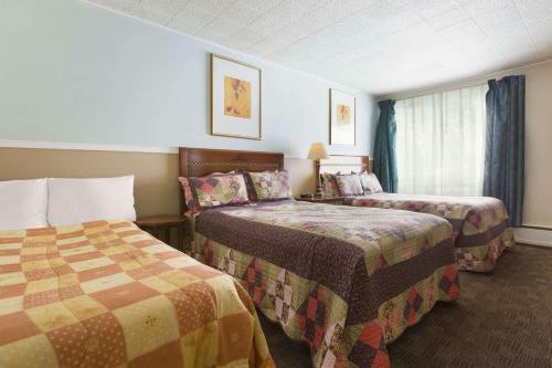 Hotel Thriftlodge Cochrane